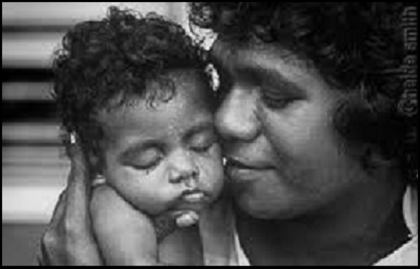 Aboriginal mother and baby 560